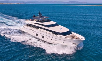 Charter yacht WOMBAT at sea