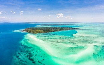 Island Hopping In The Philippines
