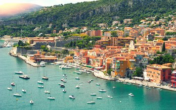 Summer in Style: The Chic Charms of the French Riviera 