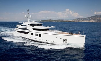 Impressive 63m motor yacht 11/11 offers summer charters in the Balearics