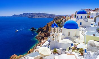 A Greek Yacht Charter Could Add Years to Your Life — Here's the Science Behind the Claim