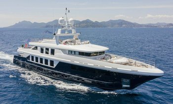 42m luxury superyacht TIMBUKTU offers availability for Greece yacht charters