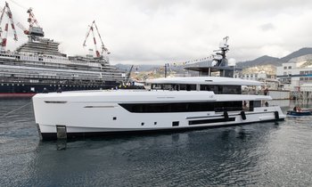 Superyacht GO hits the water: Tankoa successfully launch first T450