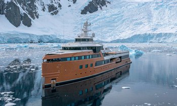 Heading South For The Winter: Explorer Yacht LA DATCHA Announces Antarctica Yacht Charters