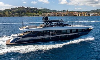 36M Superyacht ARSANA joins Mediterranean yacht charter fleet