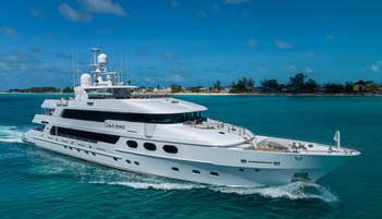 Lady Elaine yacht charter Christensen Motor Yacht
