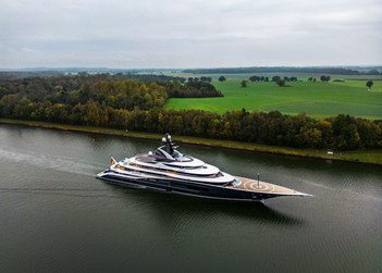 Kismet yacht for charter