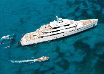 Nautilus yacht for charter