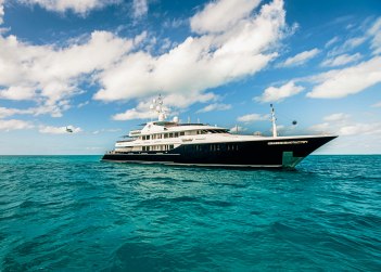 Unbridled yacht charter in South Pacific
