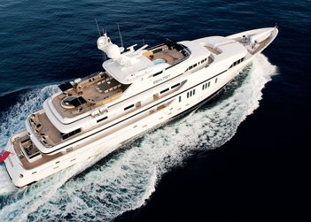 Sealion yacht charter in St Tropez