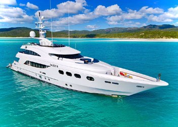 De Lisle III yacht charter in Australia