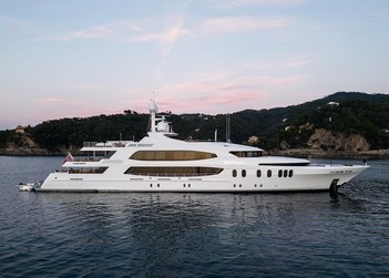 Skyfall yacht charter in Portofino