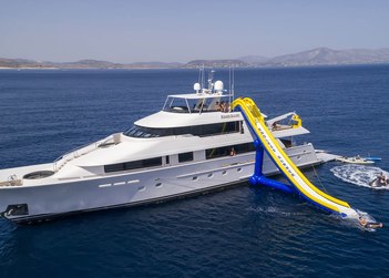 Endless Summer yacht charter in Milos