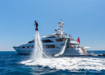 Air yacht charter in France