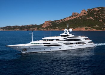 Galaxy yacht charter in Corsica