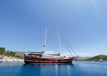 Kaptan Mehmet Bugra yacht charter in Datça