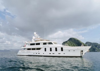 Silentworld yacht charter in New Caledonia
