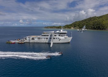 SuRi yacht charter in Easter Island