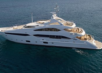 Pathos yacht charter in Saronic Islands