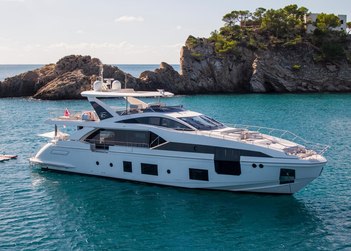 Cloudy Bay yacht charter in Spain