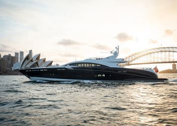 Quantum yacht charter in Sydney