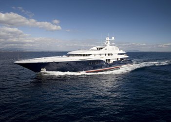 Sycara V yacht charter in Leeward Islands