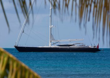 Thandeka yacht charter in Misool Island 