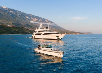 The Star yacht charter in Great Barrier Reef