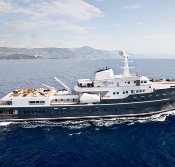 First Look: Luxury yacht charter AQUA LARES unveils new interiors by Hot Lab following latest refit