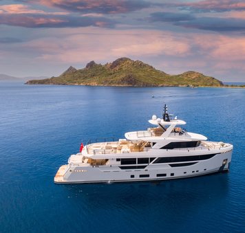 Superyacht charter DULCE DE LECHE joins the West Mediterranean charter fleet with exclusive YET availability