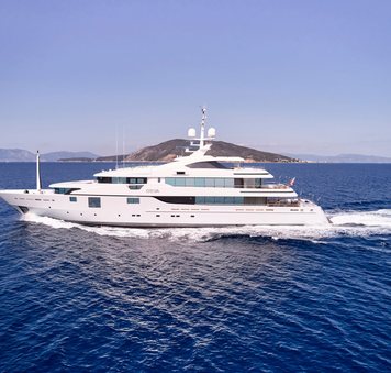 In pictures: 60m charter yacht O’EVA shows off her recent refit