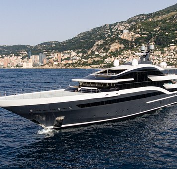 Charter Yacht LUNA Announces Monaco Grand Prix Availability at Anchor
