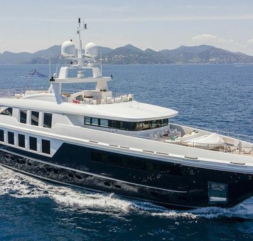 42m yacht TIMBUKTU offers availability for Greece yacht charters