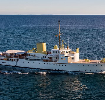 Inside Charter Yacht MARALA: YachtBuyer Releases Immersive Video Tour Of The Timeless Classic