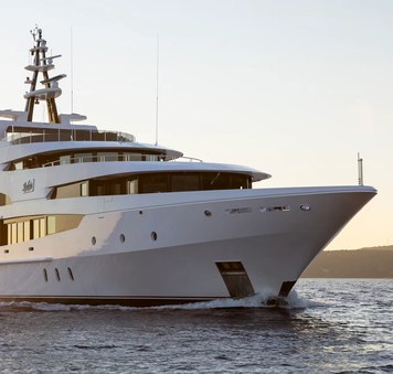 First Look: Superyacht Charter LUDZIE Unveils Latest Refit