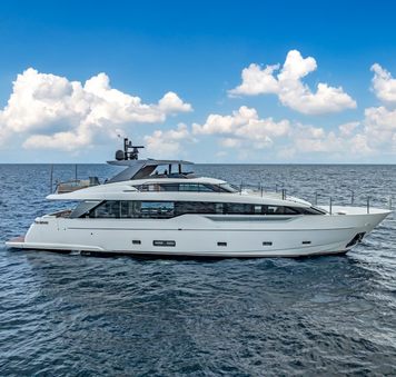 Sanlorenzo superyacht NOTYNOG launches onto Mediterranean yacht charter fleet