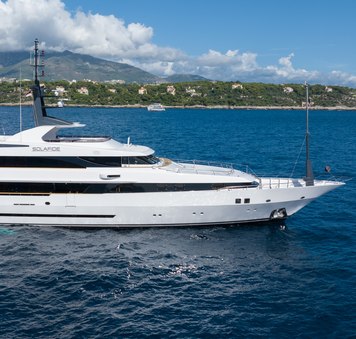 52M Superyacht Charter SOLAFIDE Strikes Gold With First Award At ISS Design & Leadership Awards