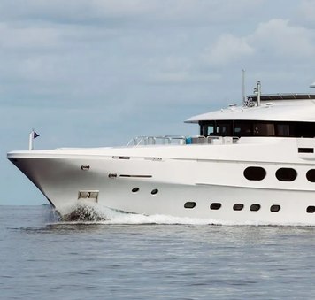 Charter Yacht REMEMBER WHEN Announces Final Bahamas Availability for May & June 2026