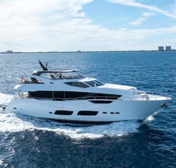 Yacht rental NIGORA offers 10% off September Italy yacht charters