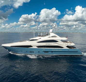 Sunseeker superyacht NATURAL 9 joins Bahamas yacht charter fleet