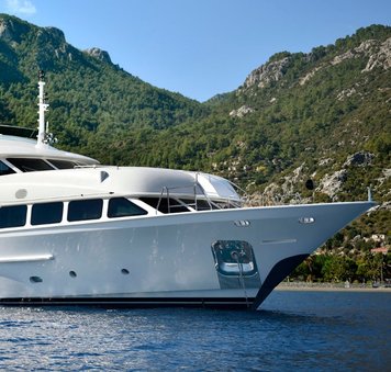 Benetti superyacht QUEST R joins Mediterranean yacht charter fleet