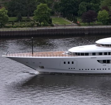 Delivered: 117m BOARDWALK Bids Traditional Farewell To Blumenthal As She Embarks On Maiden Voyage