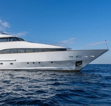 Luxury Yacht LADY G II Joins The Fleet Of Greece Yacht Charters