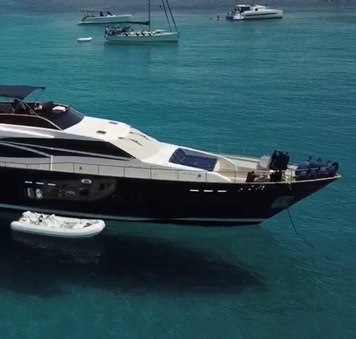 Couach Motor Yacht LADY AMANDA Reaches 100th Charter Milestone After Seven Years