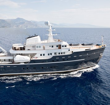 A Once-in-a-Lifetime Expedition Yacht Charter: Witness the 2026 Solar Eclipse in Greenland Aboard AQUA LARES with a NASA Astronaut