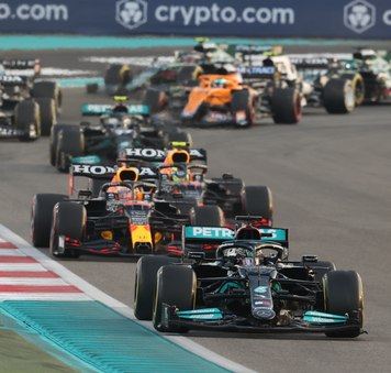 Superyacht charters gather at Yas Marina for the 2024 Abu Dhabi Grand Prix