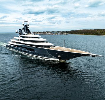 Superyacht Charters Descend on Venice for the Wedding of the Year 