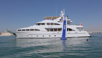 DXB yacht charter in Abu Dhabi