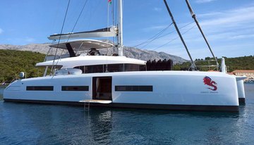Adriatic Dragon charter yacht
