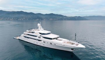 Joia The Crown Jewel charter yacht